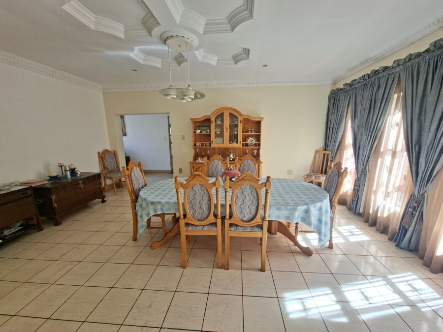 5 Bedroom Property for Sale in Baysvalley Free State